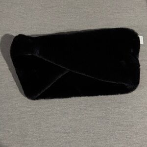 Elegant Black Faux Fur shoulder wrap